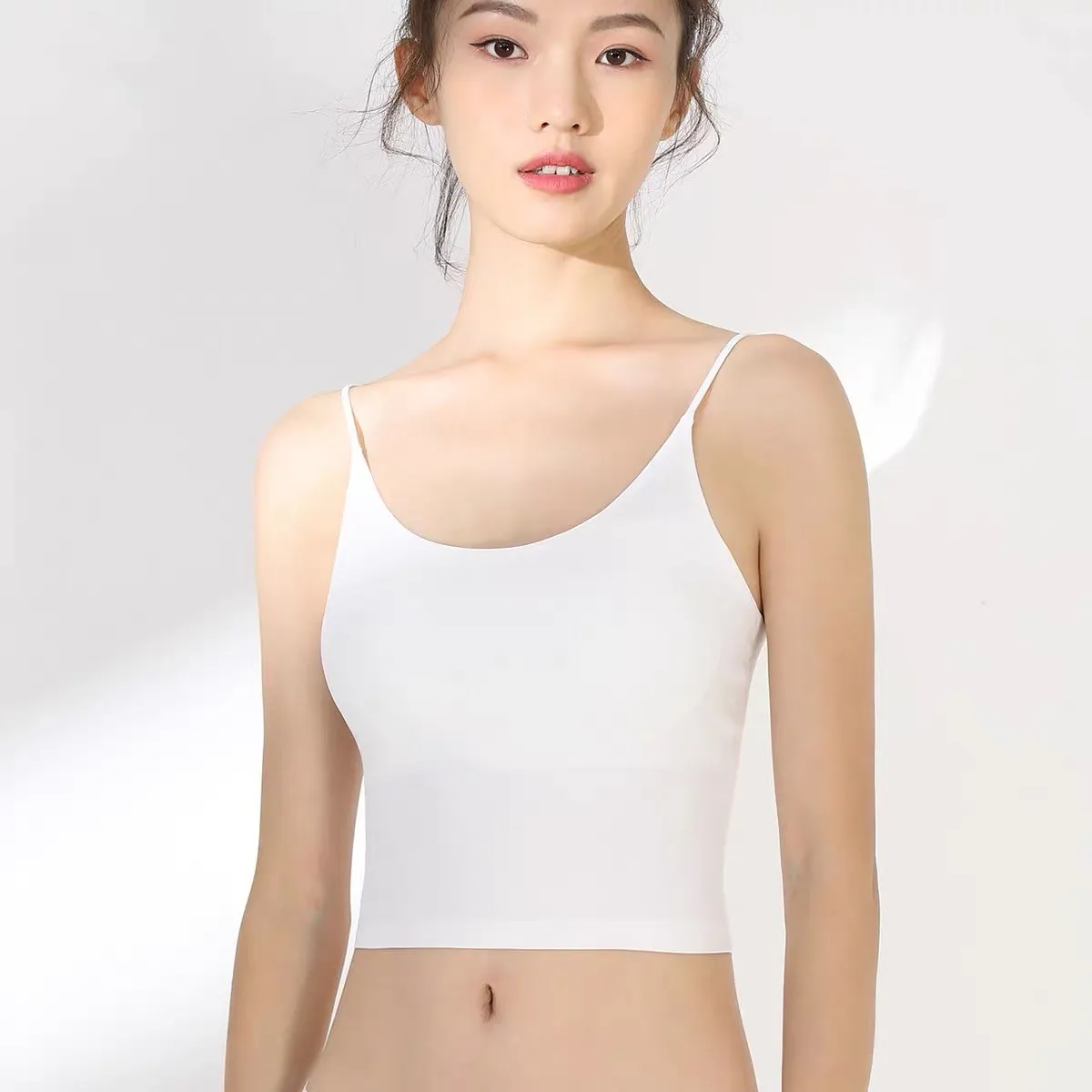 Новый дизайн, лидер продаж в Юго-Восточной Азии, Женский Топ с глубоким V-образным вырезом, без ощущения, жилет, мягкий бюстгальтер из ледяного шелка, цельный бесшовный бюстгальтер