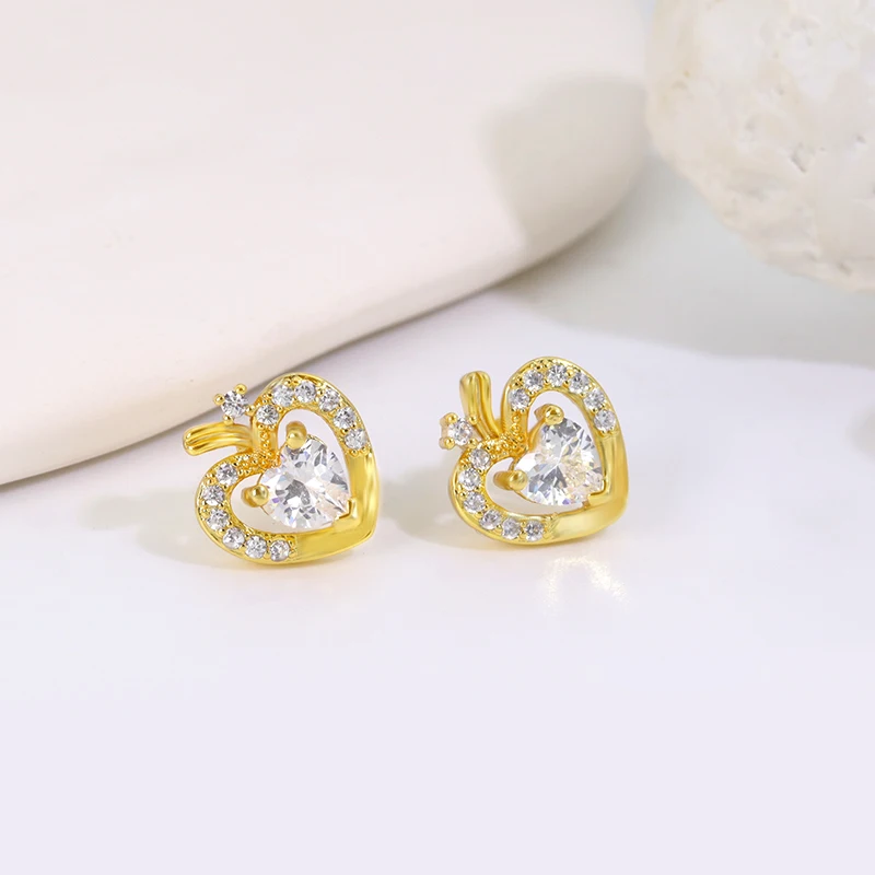 Wholesale Fashion Dainty Cubic Zirconia 18K Gold Plated Zircon Diamond Love Heart Shape Stud Earrings