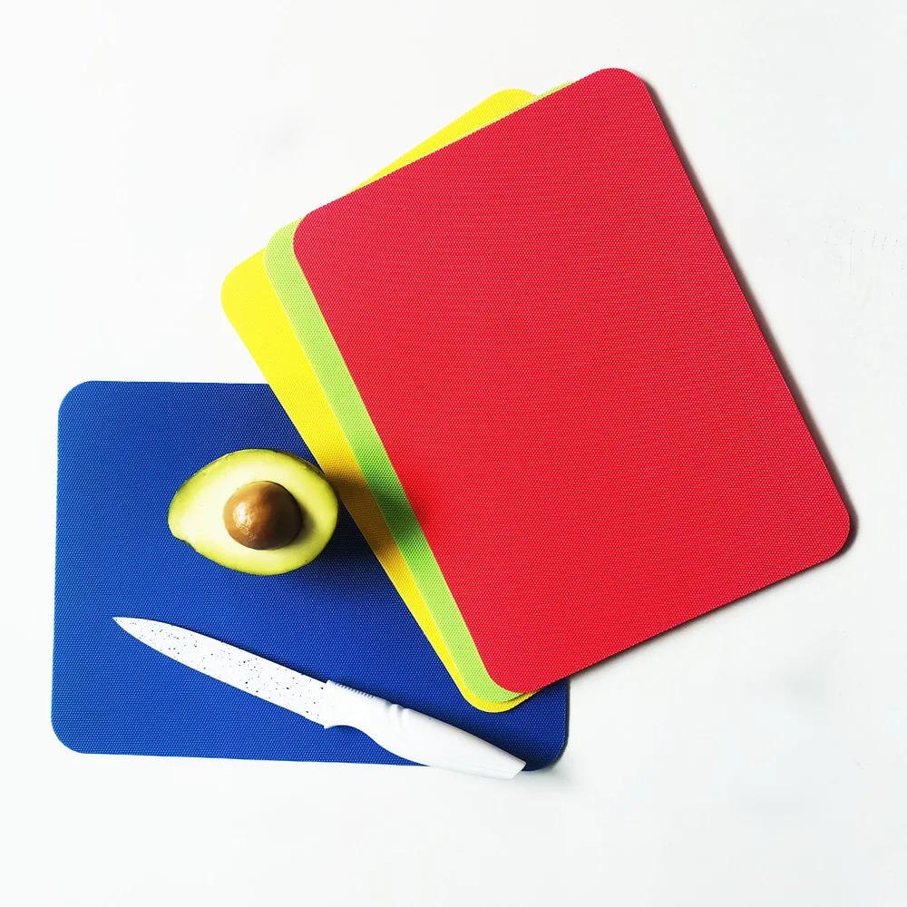 Wholesale Professional Non Slip Flexible 4pcs/Set Plastic Cutting Board Set