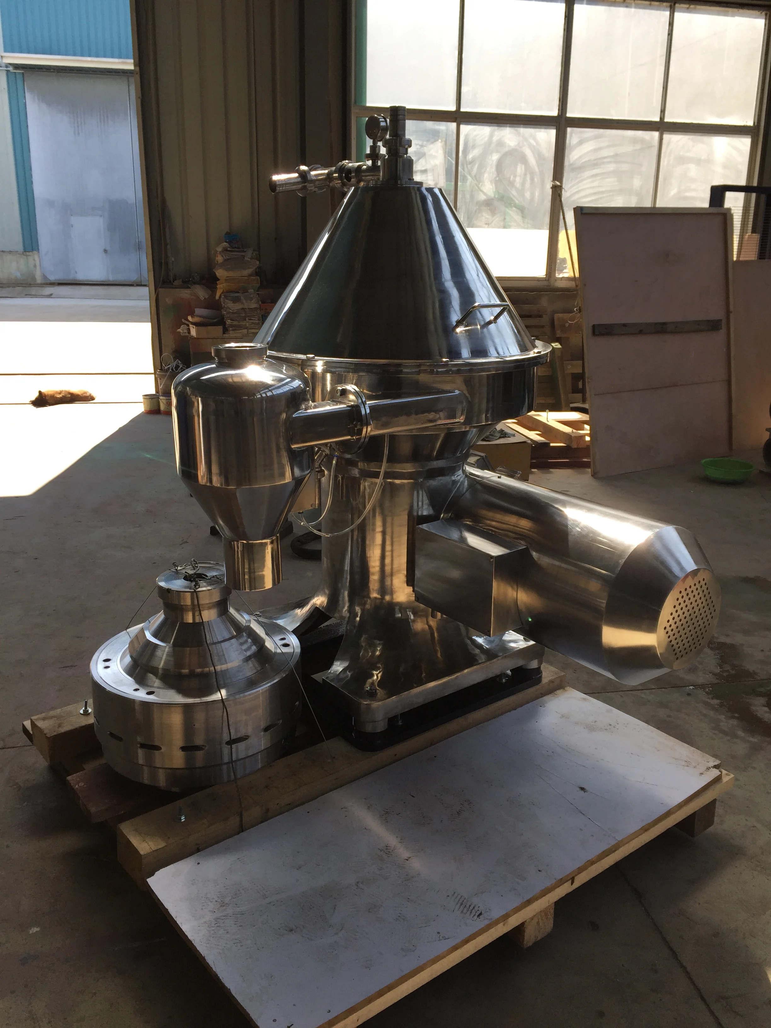 
PJLDH100 Beer beverage disc centrifugal separation machine 
