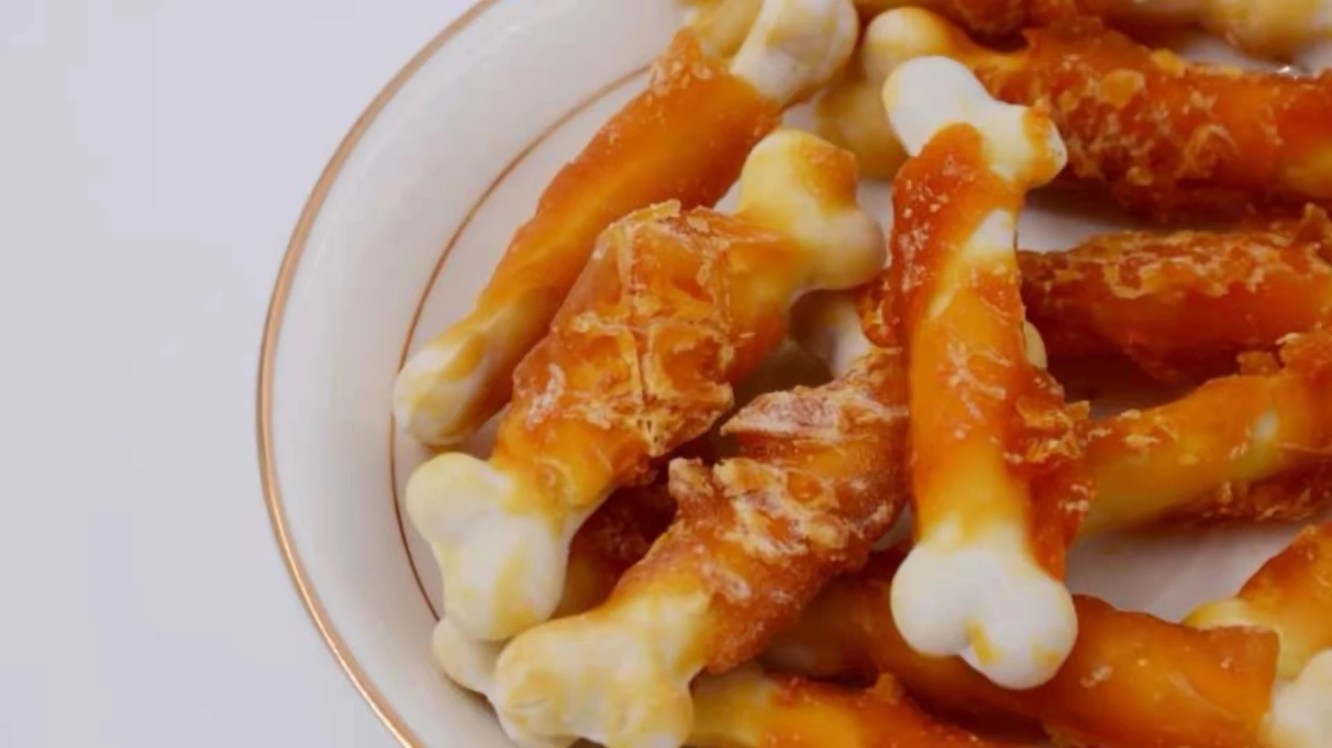 Factory direct sale pet food BBQ chicken  chicken liver beef with rawhide stick cheap price dog chewy