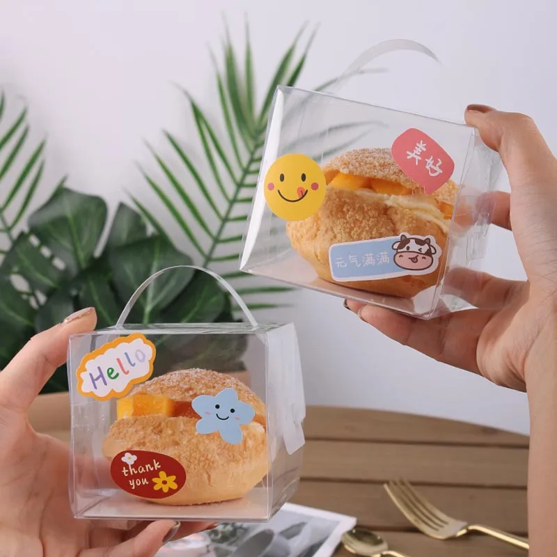 Wholesale 2 icnh Square Plastic Transparent PET Cheese Donut Puffs Food Packaging Sushi Pastry Box Clear Cake Box With Handle