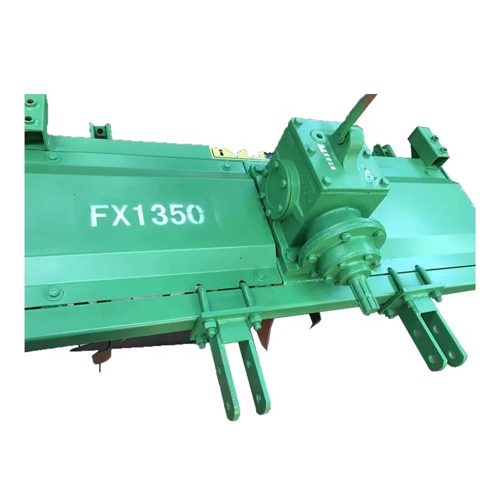 Plastic mulch laying machine mulch layer for strawberry