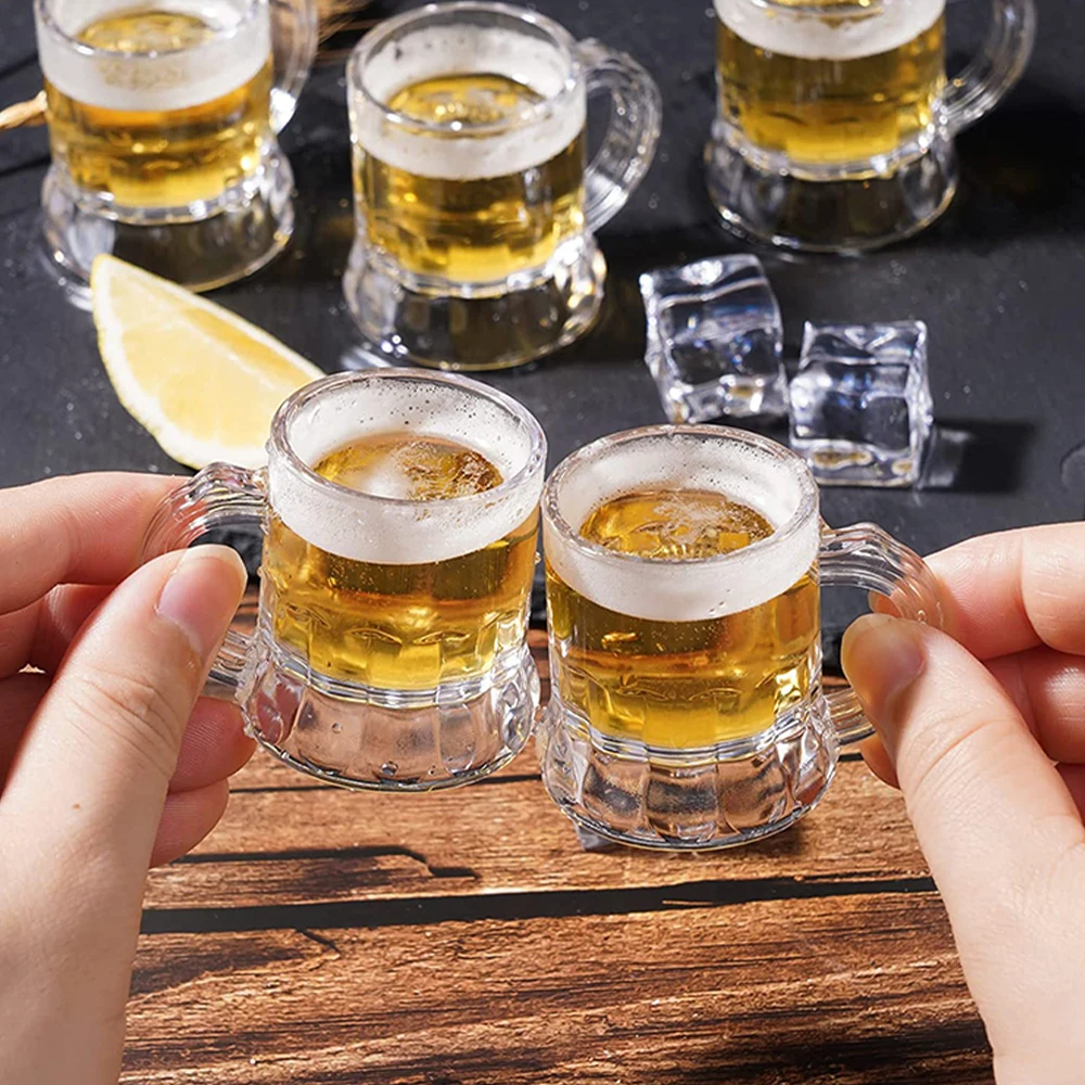 Wholesale 1.75in Beer Mug 12pcs High Quality Clear Plastic Beer Mug 1oz/30ml Small Shot Glass Suitable for Oktoberfest