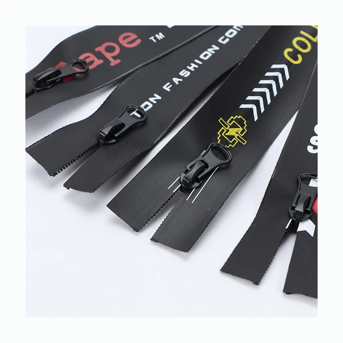Custom Multiple Uses High Quality Waterproof Plastic Zipper #3 #4 #5 #8 #10 Nylon Waterproof Zipper For Sale