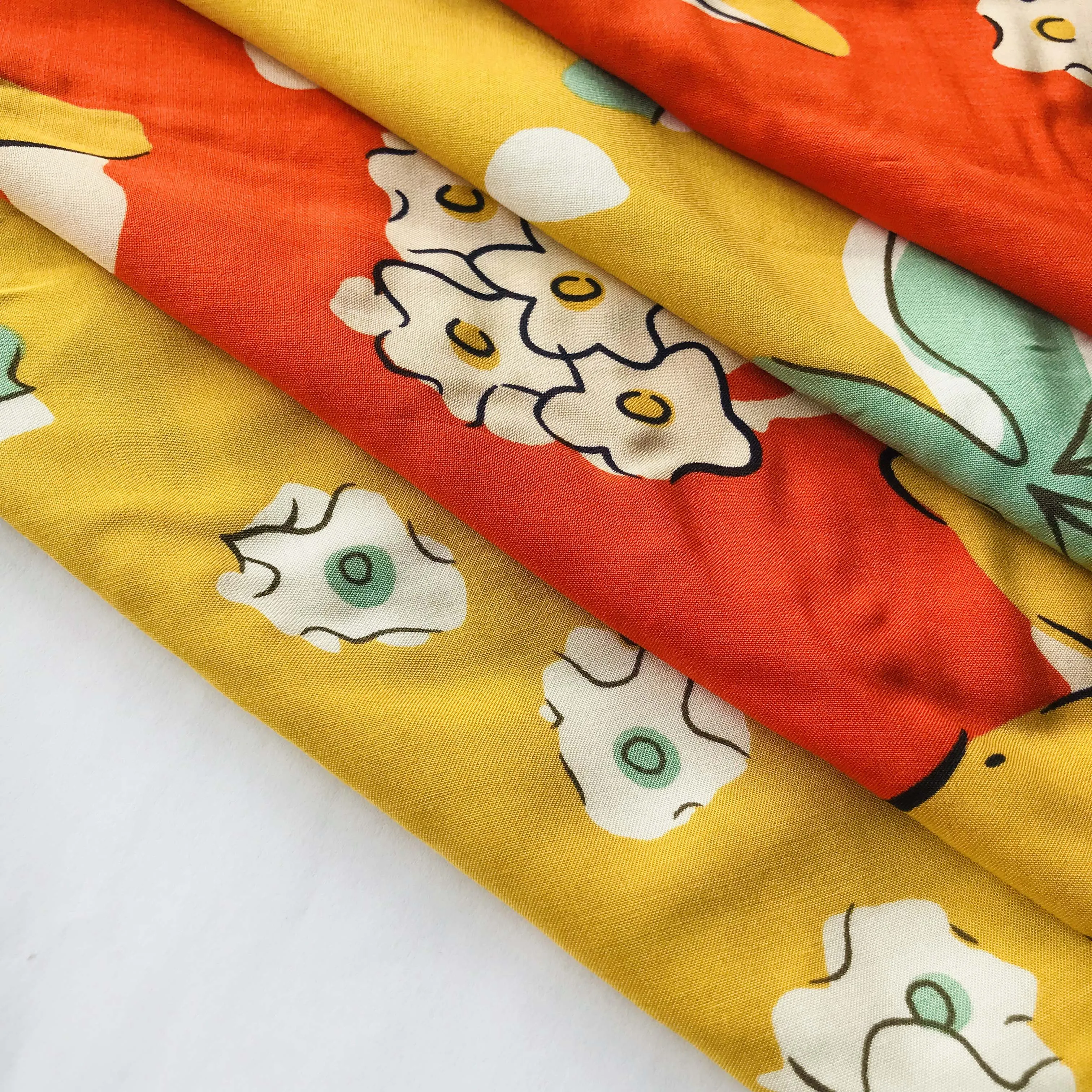 Shaoxing textile stock woven  rayon voile printed 100% viscose fabric for shirt