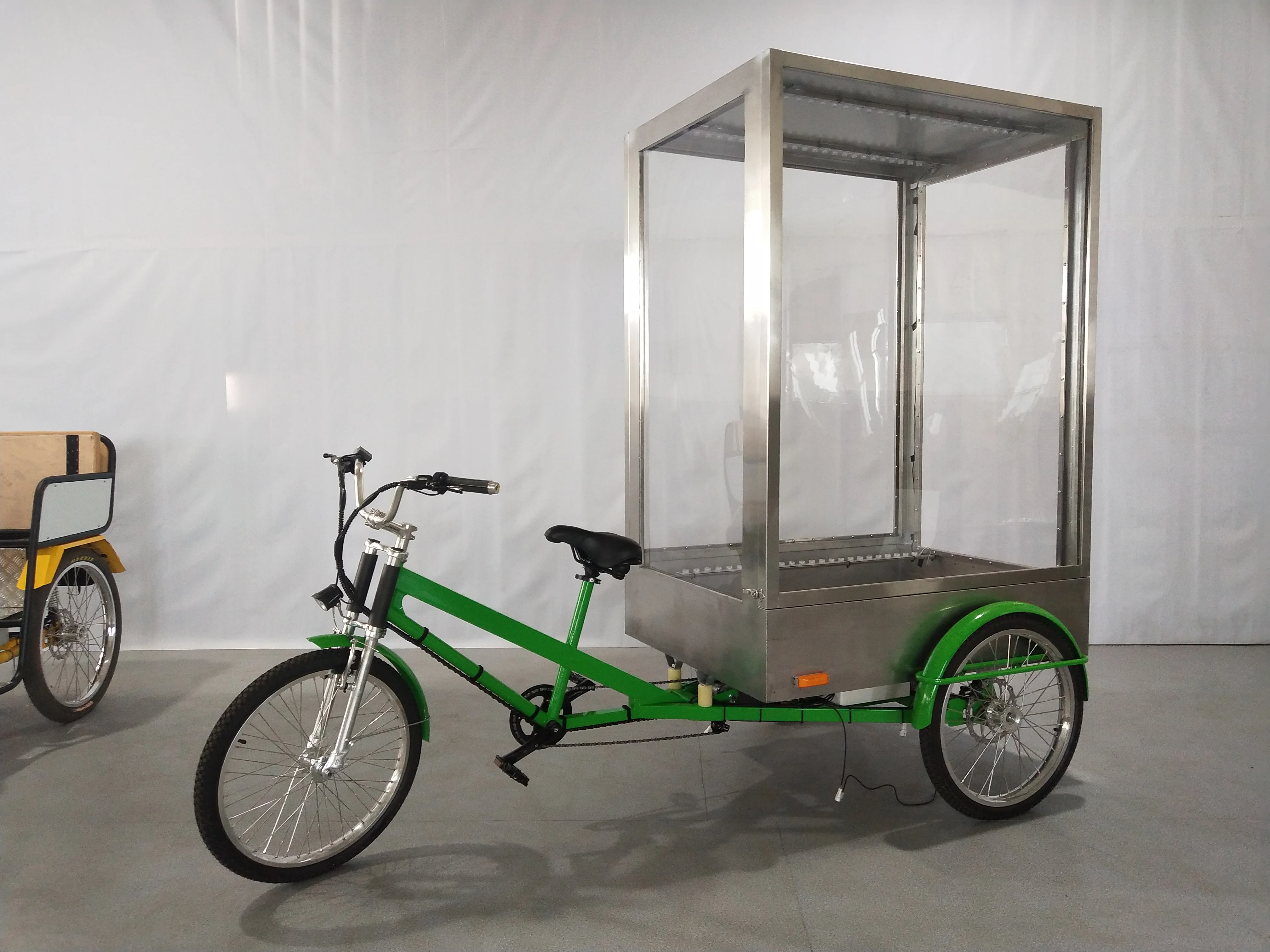4 side Electric Billboard Trike,Advertising Tricycle