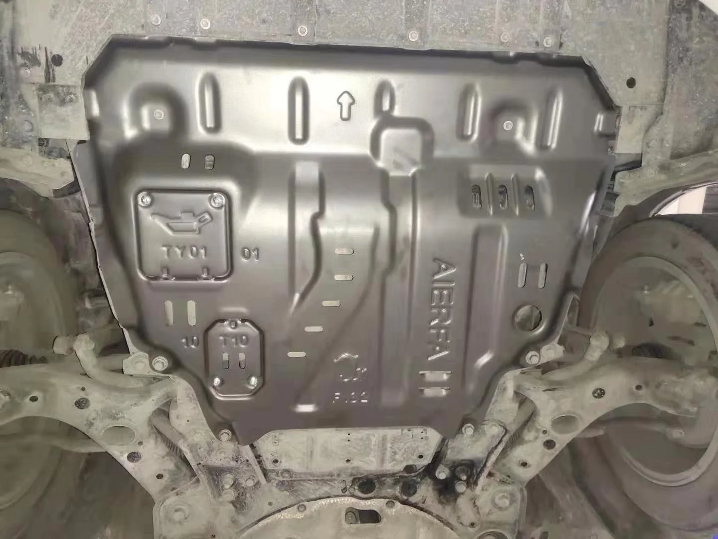 Parts for Toyota Alphard 2015-2022 Junxi 3D Aluminum Steel  Engine Cover Under Guard Skid Plate Bottom Protection