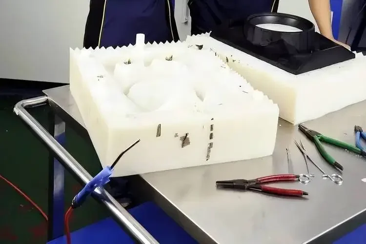 Low Cost Custom Plastic Product Vacuum Casting Silica Gel Mold Production ABS Parts Batch Prototype