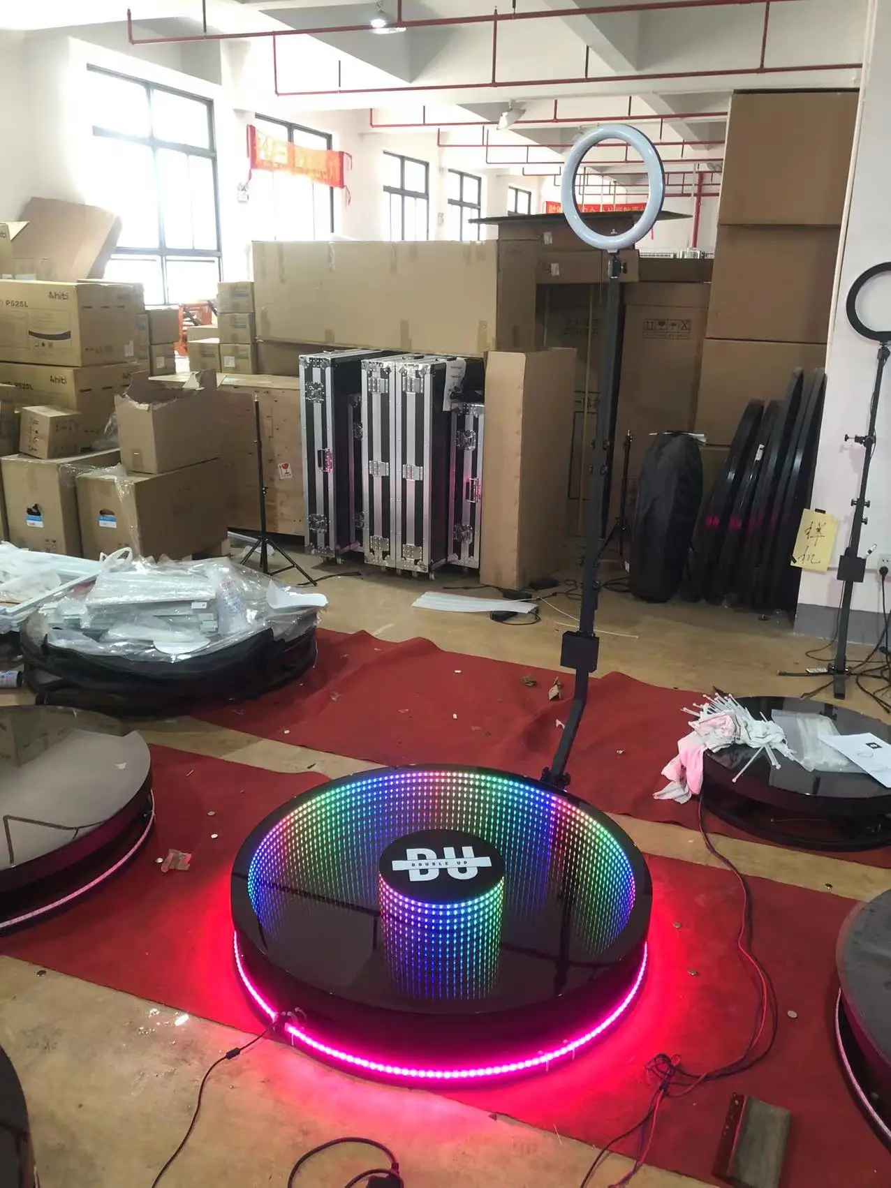 Professional Electric 360 Photo Booth 5 People Telecomando Shenzhen Photobooth Pole 100cm Infinite Glass Platform for Party
