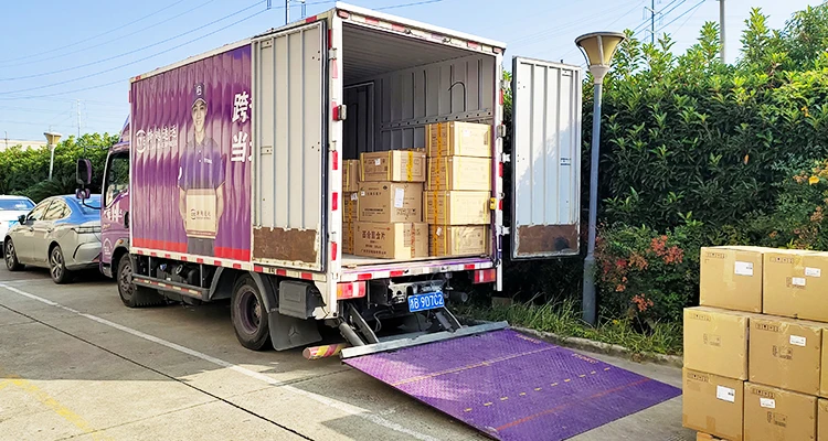 GPS GLONASS  BEIDOU Antenna,Active Internal GNSS Car Antenna Ceramics Chip Antenna For Tracking and Navigation