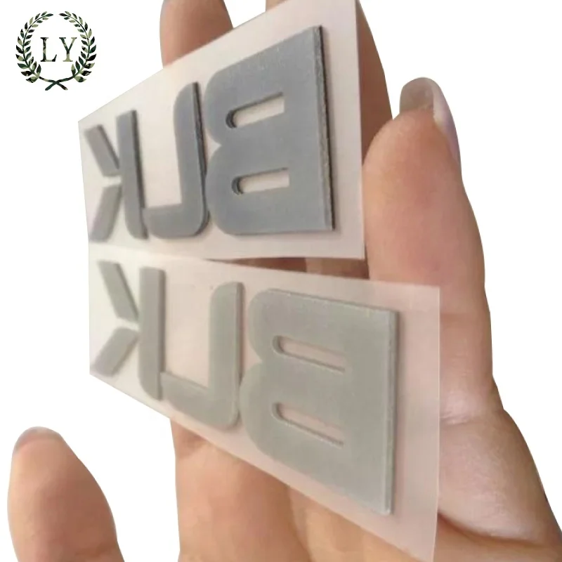  Пользовательская высокоплотная печать на экране одежды 3d силиконовая теплопередающая этикетка с OEKO