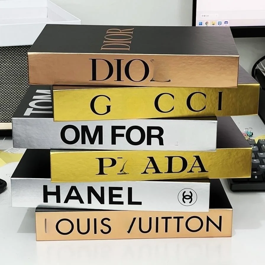 AHMH Wholesale Decoration Fake Books Modern Faux Books Bookshelf Display False Book Model
