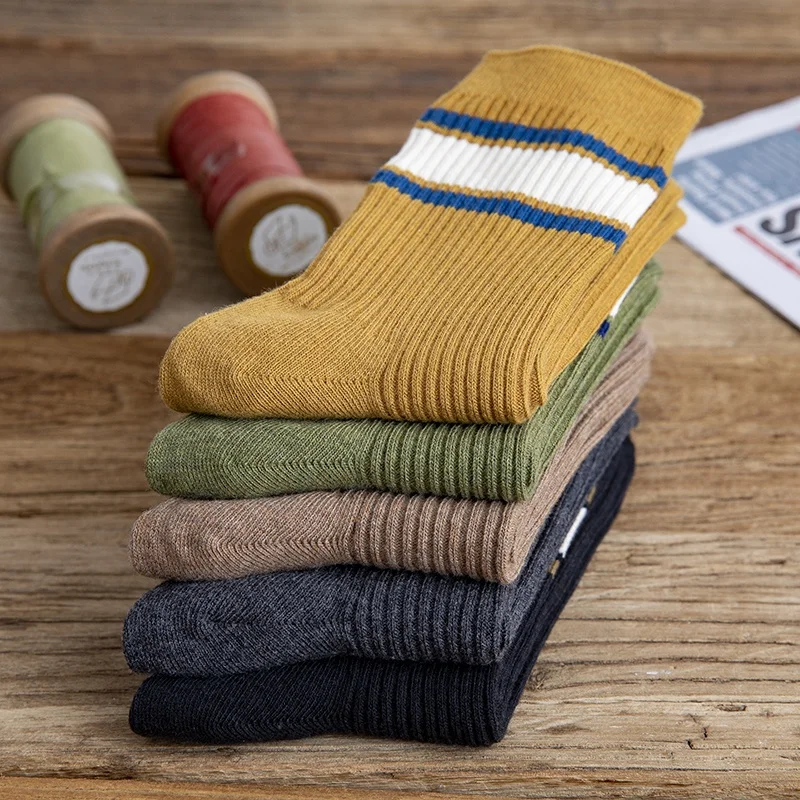 green Cotton Men Socks Manufacturer Sport Athletic Crew Socks Cheap Custom Logo Cycling Terry Socks