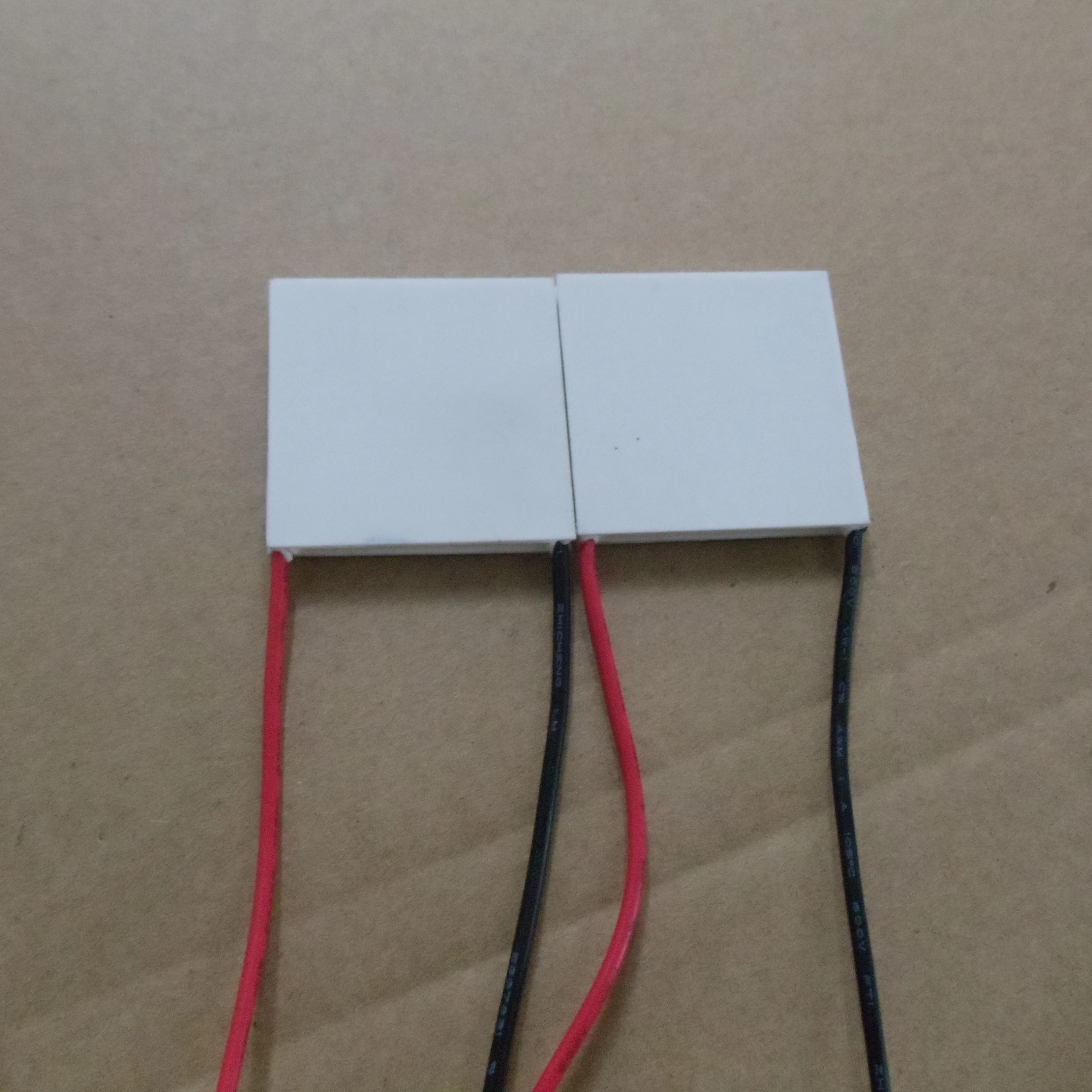 Горячая распродажа! TEC1-24107 белый peltire модуль Термоэлектрический охладитель регулятор температуры