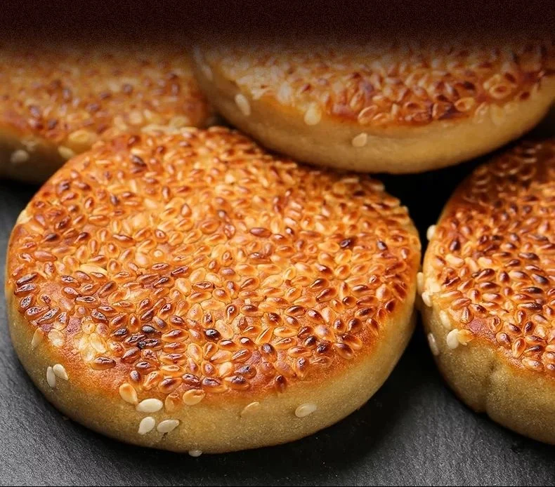 
Zhimaguan 520g traditional sesame cake with a thin dough skin and lots of filling chinese food snacks 