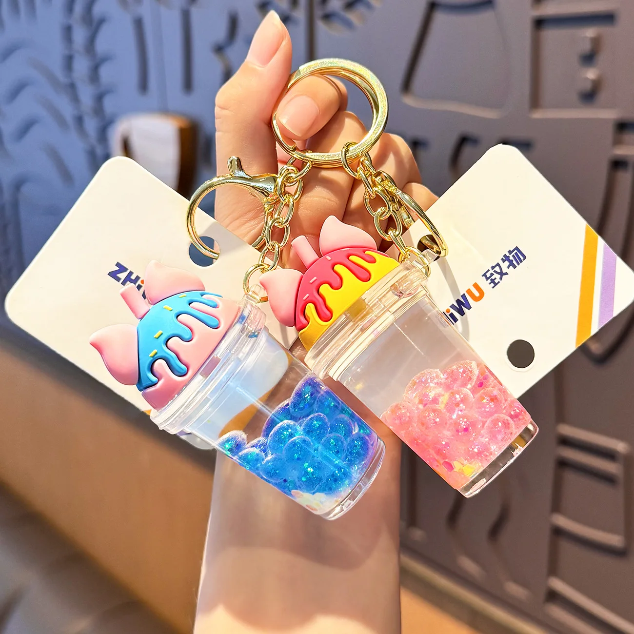 20234 New Cute Acrylic Keyring Key Chain Ring Oil Floating Little Cartoon Bubble Boba Quicksand Milk Tea Cup Liquid Keychain