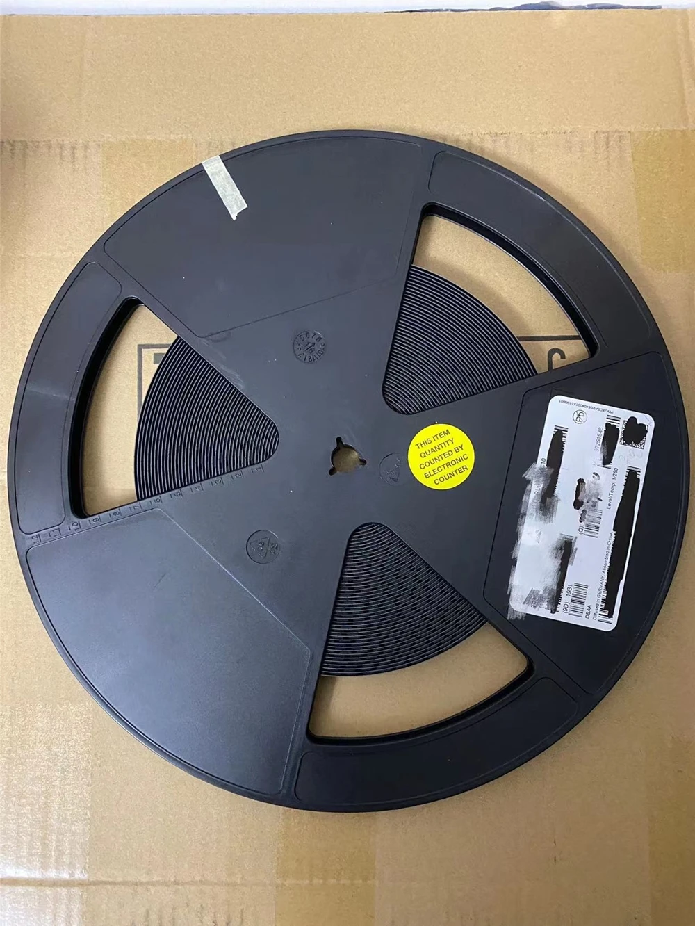 Brand new Original IC chips IPG20N06S2L-65 Support Bom New chip with great price