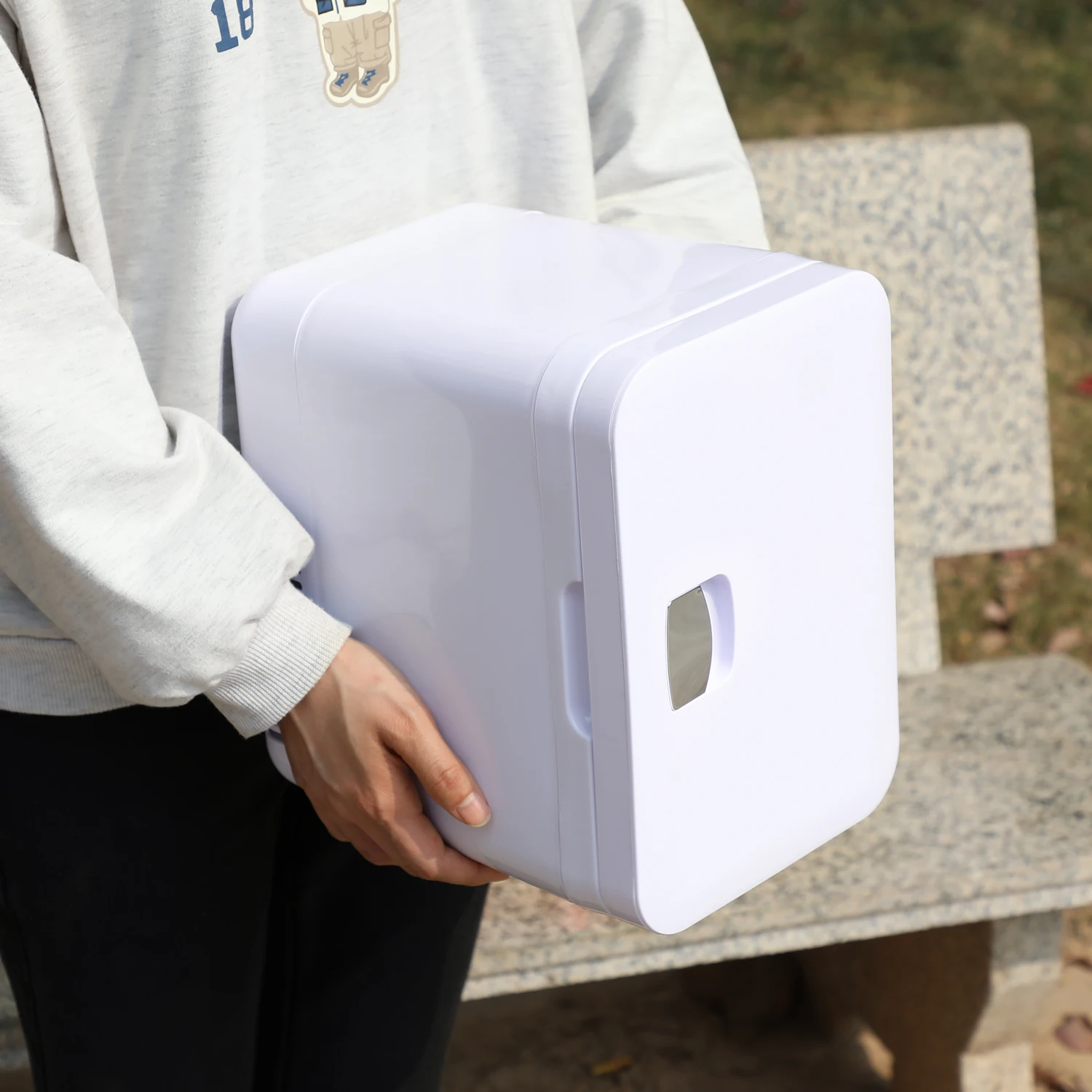 High Quality Hotel Mini Fridge Rechargeable Car Fridge Portable Mini Refrigerator