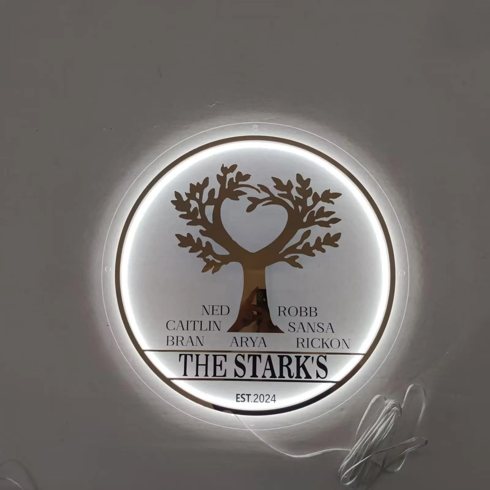 Factory price Dropshiping  No MOQ Customized Acrylic Logo Sign Round Plates 3d Letters Beauty Salon Acrylic Wall Signs For Party