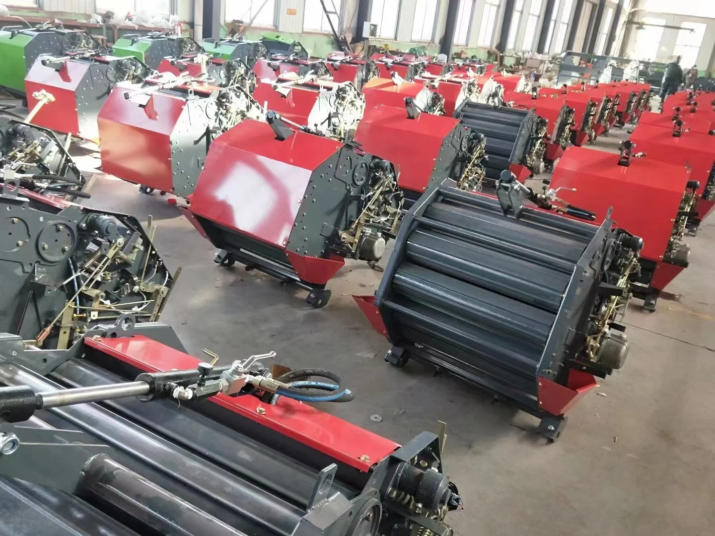 Factory Price Farm Use Mobile Silage Round Baler