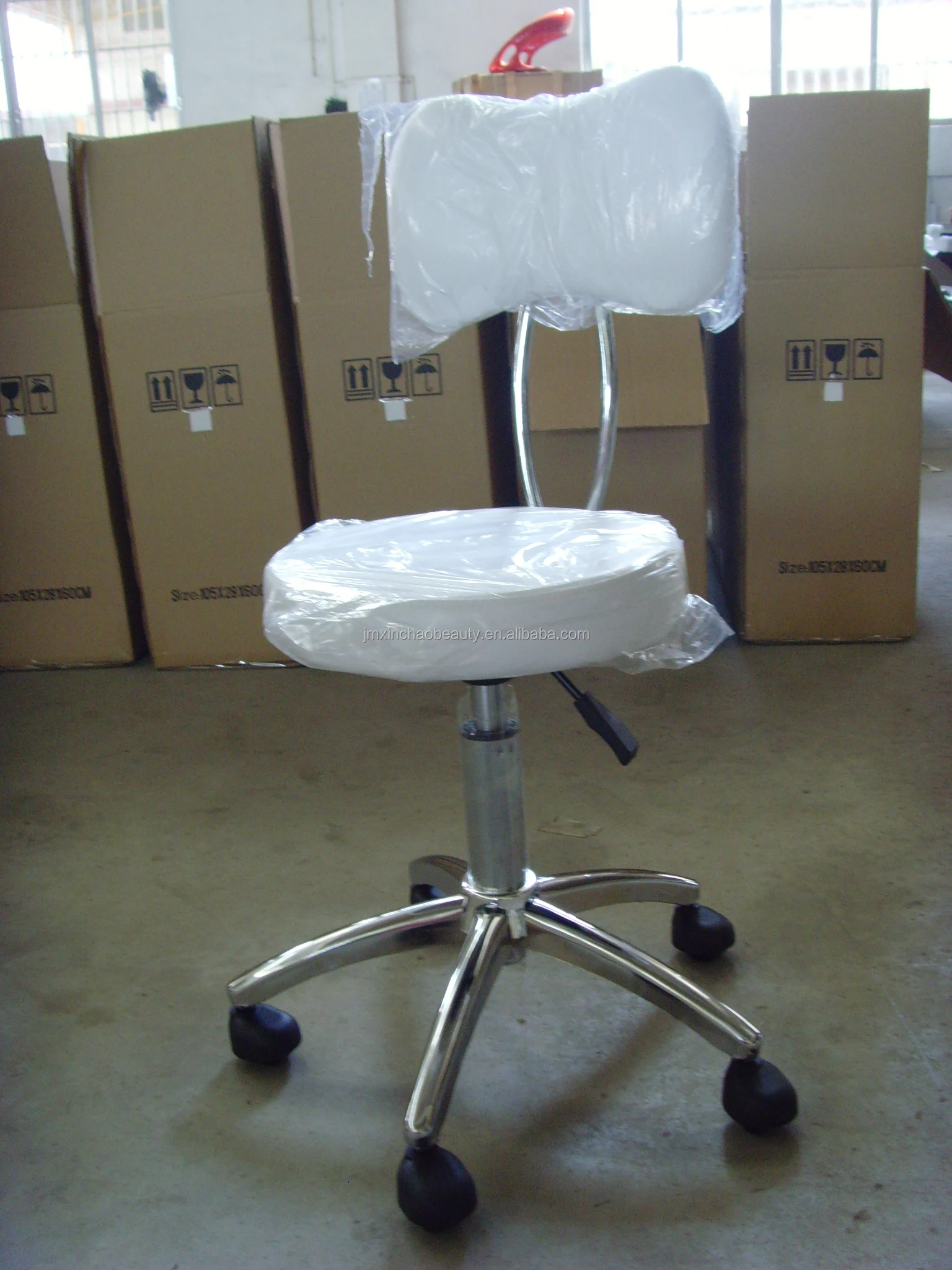 xinchao beauty Master chair office chair small rotating chair Beauty Furniture tattoo equipment