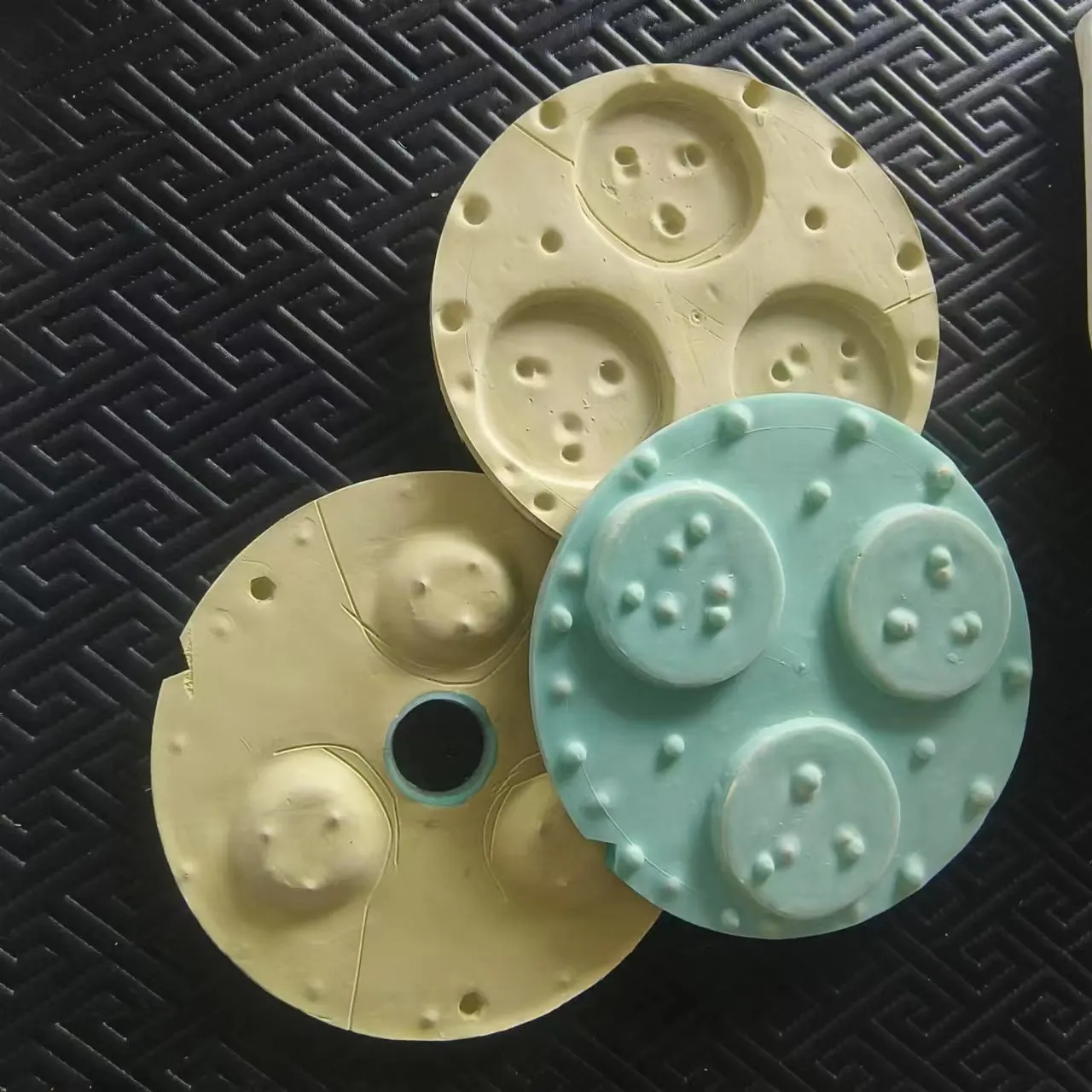 Thailand India Vietnam factory 9inch 6mm B silicon rubber  centrifugal casting  cheap  alloy tin alloy vulcanizing moulds