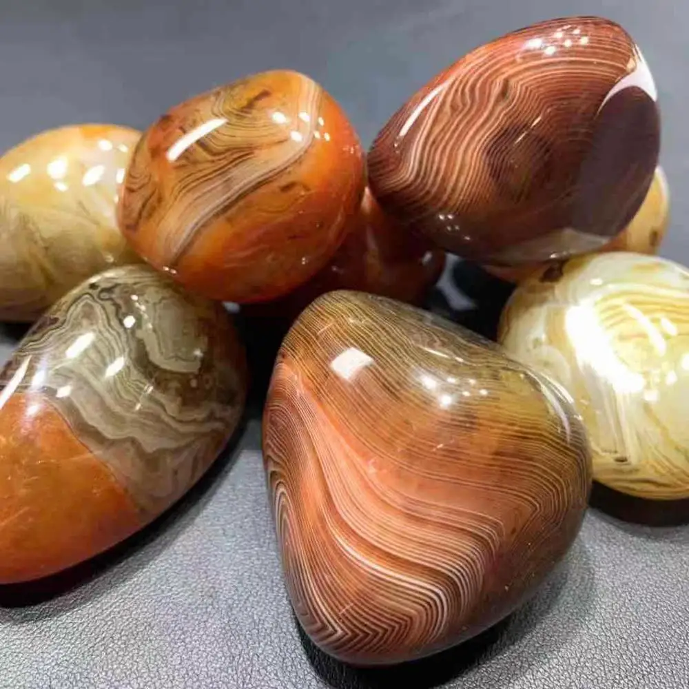 Hot Sale High Quality Natural Gem Crystal Polished Red Carnrlian Agate Quartz Palm Stone Crystals Healing Stones