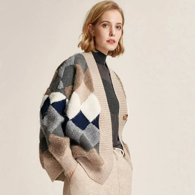 Женский трикотажный кардиган