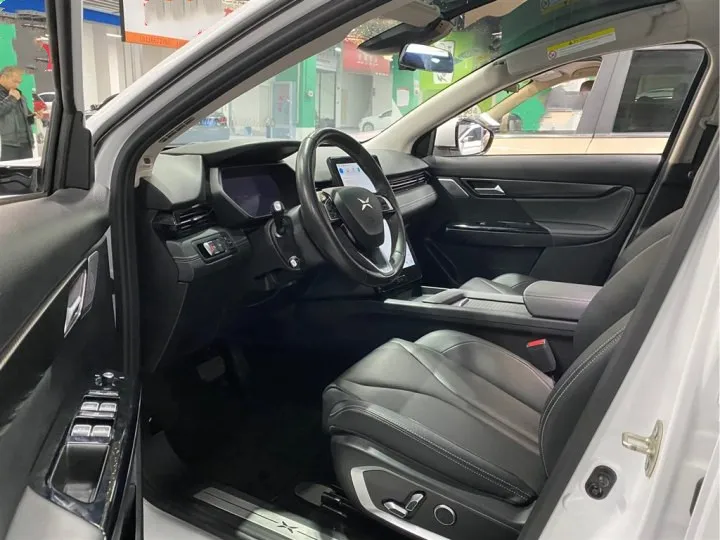 Chinese  New Energy Advanced Configutationg Used Cars Xpeng G3 2020 Modle second-hand Electric Car