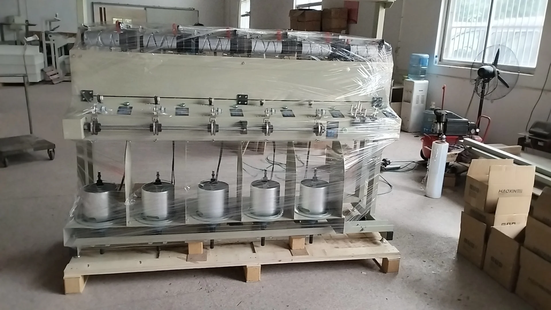 TFO Doubling and twisting machine with 1+5 type