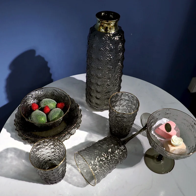 Bixuan Grey Hammered Glass Tableware 8-piece Set Glass Vase Cups Plates Salad Bowl Fruit Tray Goblet Table Decor Centerpieces