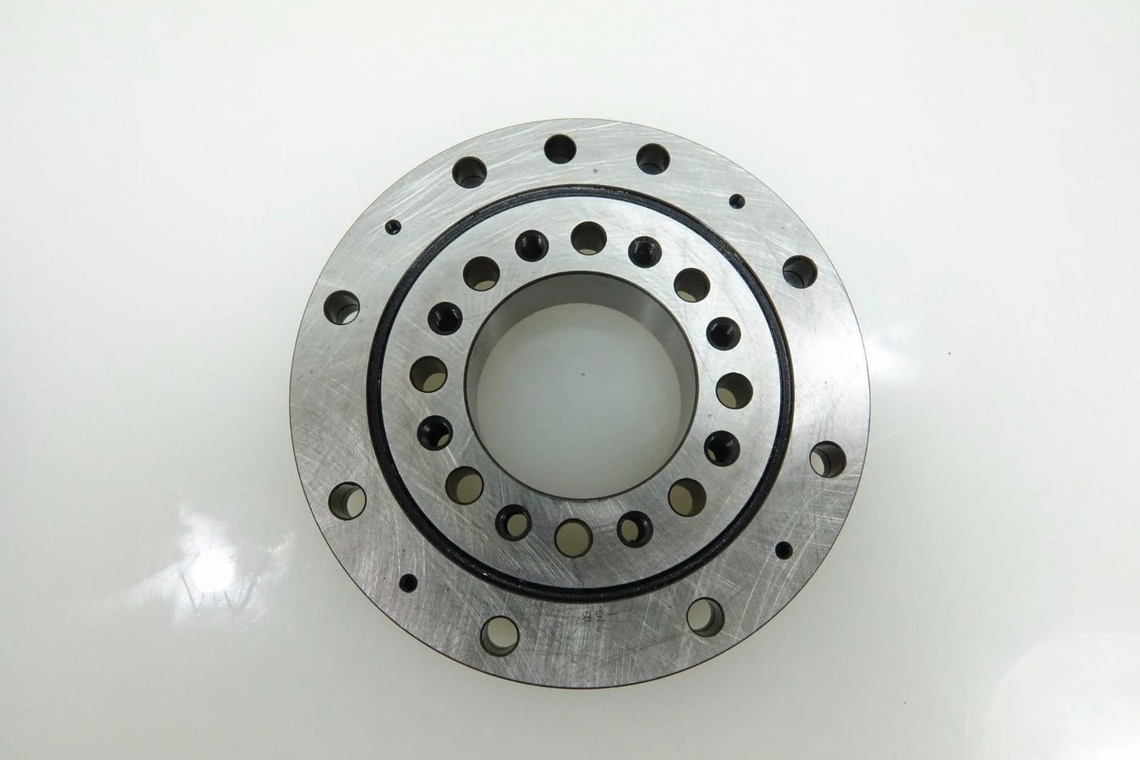  Перекрестный роликовый подшипник RE12025UUCC0P5 120*180*25