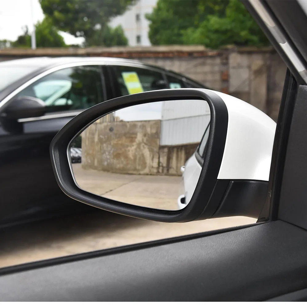 2024 New Cars Chevrolet Cruze 1.5l 1.3t Auto Cars Gasoline Auto Chevrolet Monza Four-Wheeled Vehicle 4-door 5-seater Sedan
