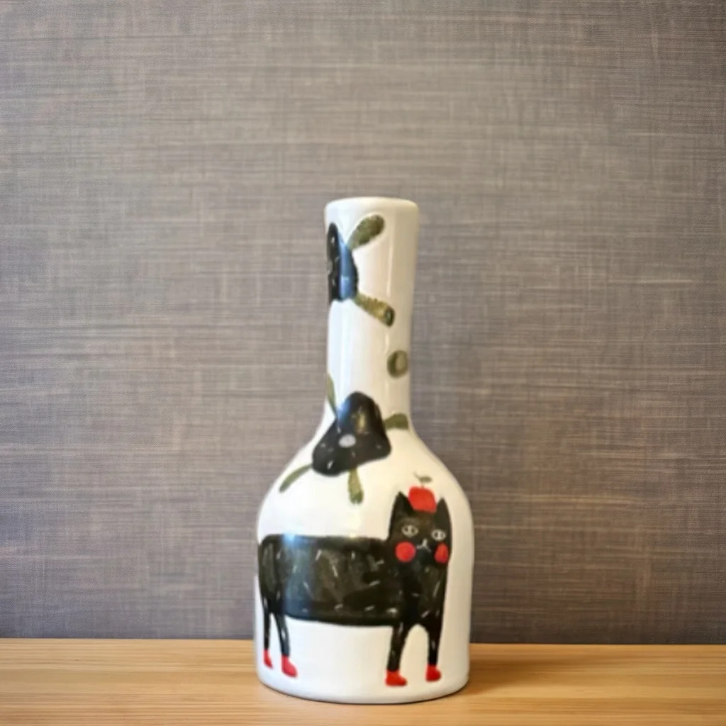 Hand-painted Cat Ceramic Vase Arrangement New House Decoration French High-end Retro Living Room Flower Art Deco Decorative