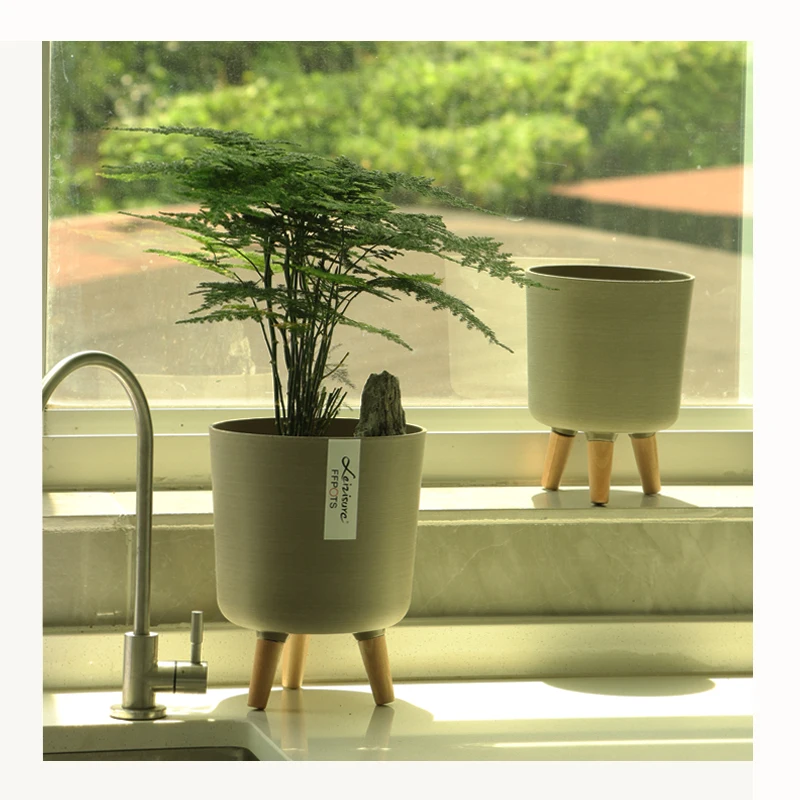 Mini Desktop Indoor Plant Stand with Natural Plastic Classic Brushed Round Flower Pot Wooden Stand Bonsai Growing Set