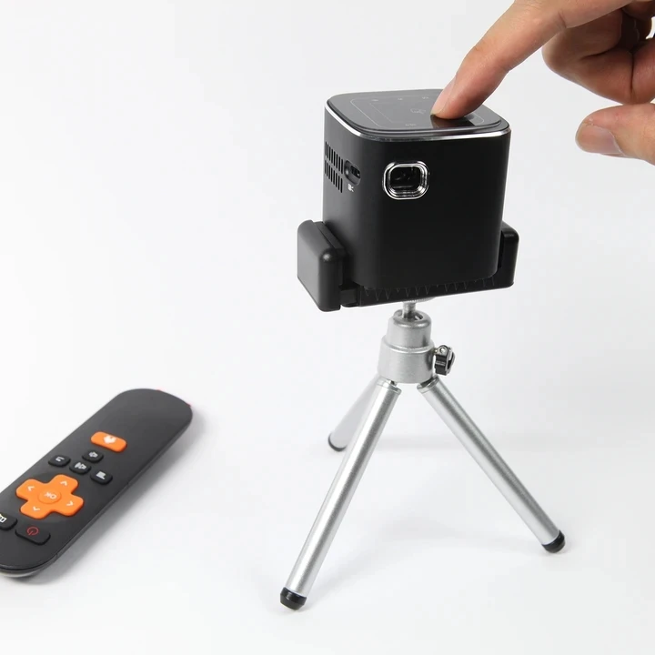 
New arrival dlp smart projector with RGB LED for home theater 