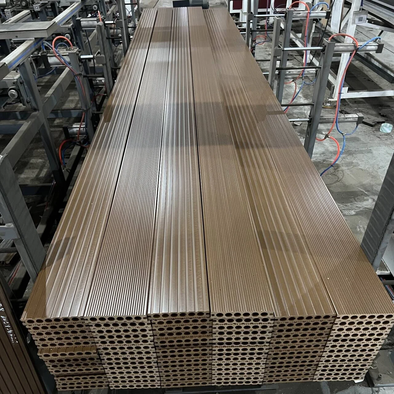 Balcony decking composite flooring outdoor wpc deck flooring