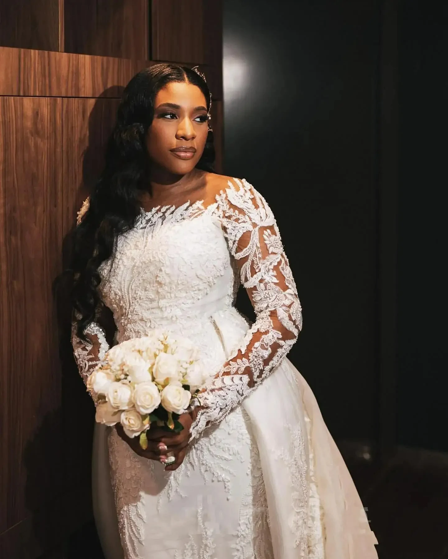 Mumuleo Scoop Neck Lace Long Sleeves Trumpet Vintage Wedding Gowns for Bride Arabic Aso Ebi Bridal Gown with Detachable Train