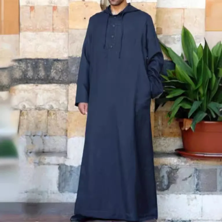 Arabic style simple long hooded shirt for men Muslim robe for men