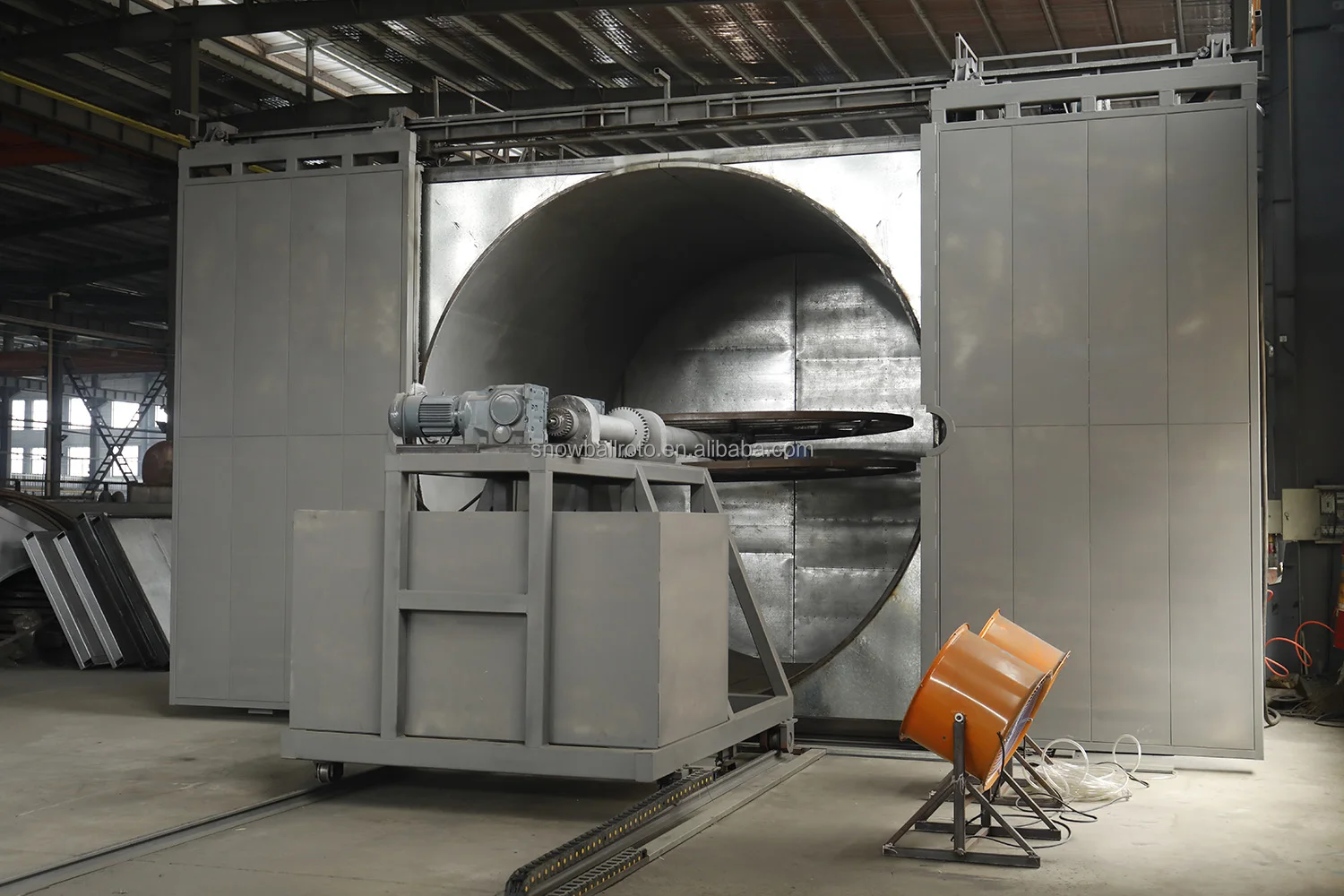 Cooler Boxes Making Machine Rotational Molding Machine