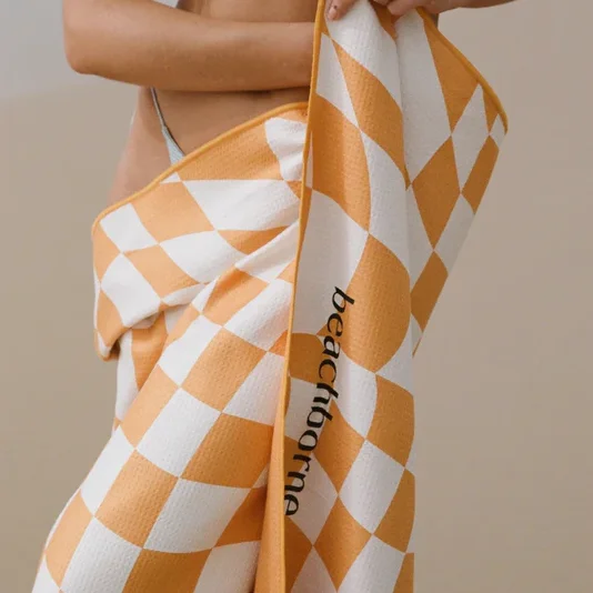 Hot Selling Custom Sublimation Printed Recycled Plastic Quick Dry Beach Towels Soft Sand-Free for Travel with Bag