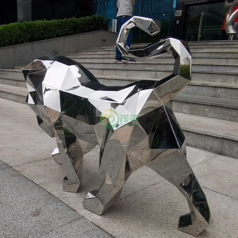 OEM ODM Outdoor Garden Small Geometry Lion Stainless Steel Sculpture Lion Statue