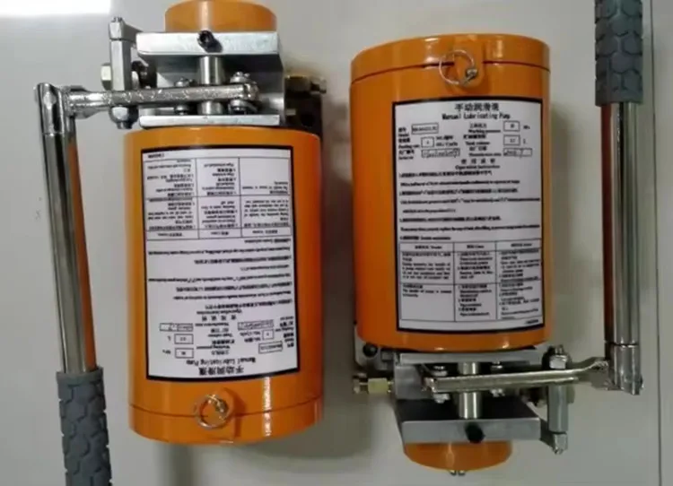 1.5L ручной смазочный насос для смазки бетонного насоса Putzmeister