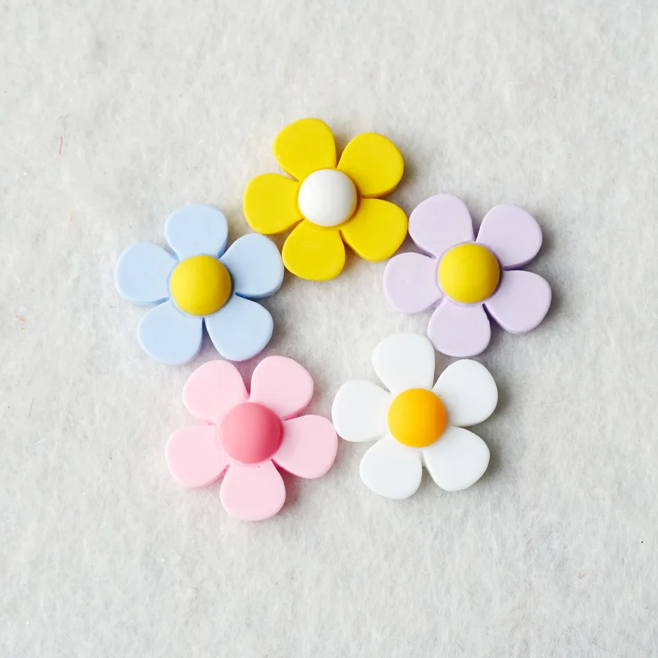 
200Pcs/Bag Resin Flower Daisy Slime Charms for DIY Scrapbooking Craft Decoration Crafts 