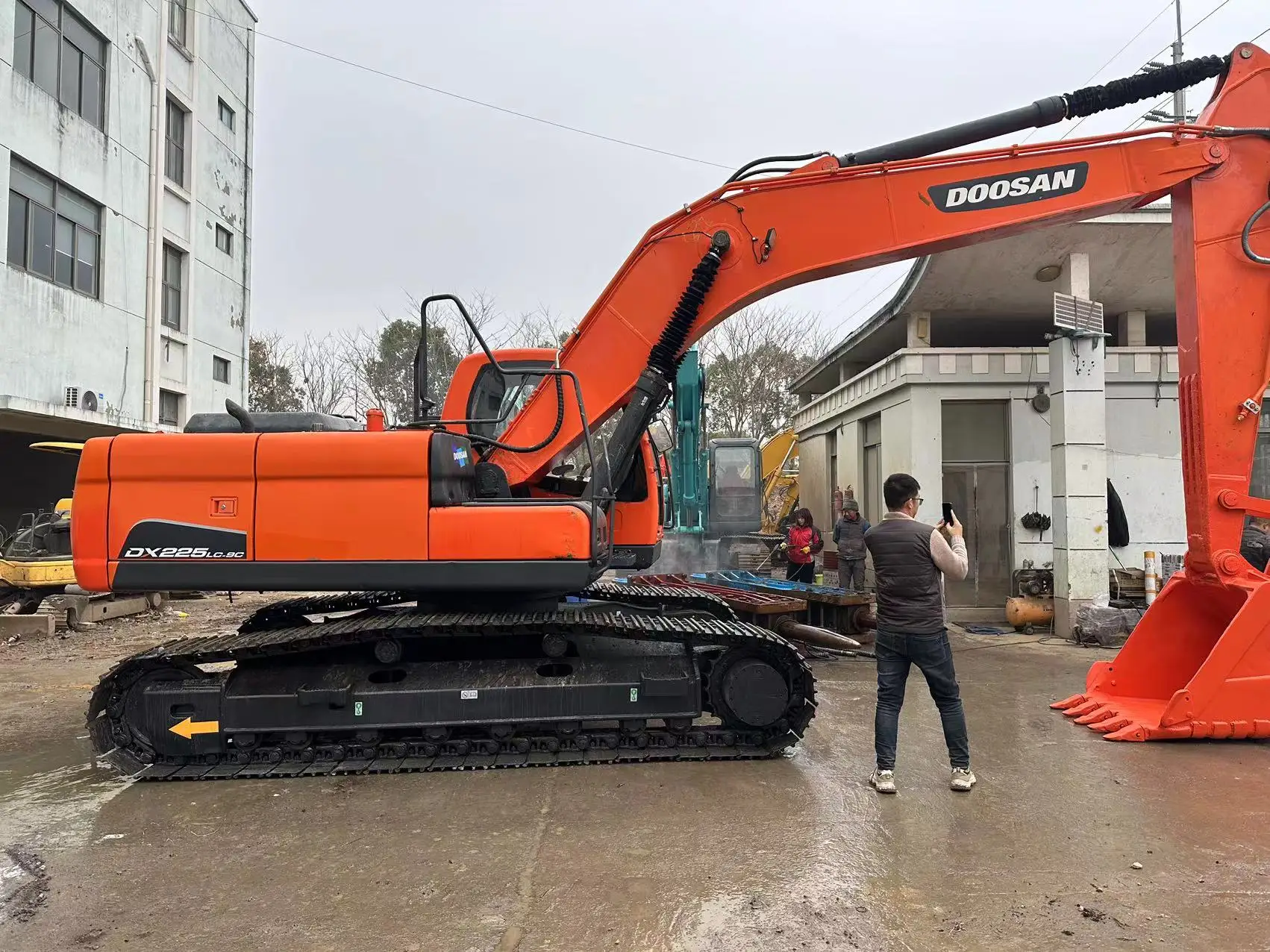 DX225 оригинальный DOOSAN DX225LC 225 LCA DH225 DH300 DX300 экскаватор сделанный в Корее Doosan для продажи