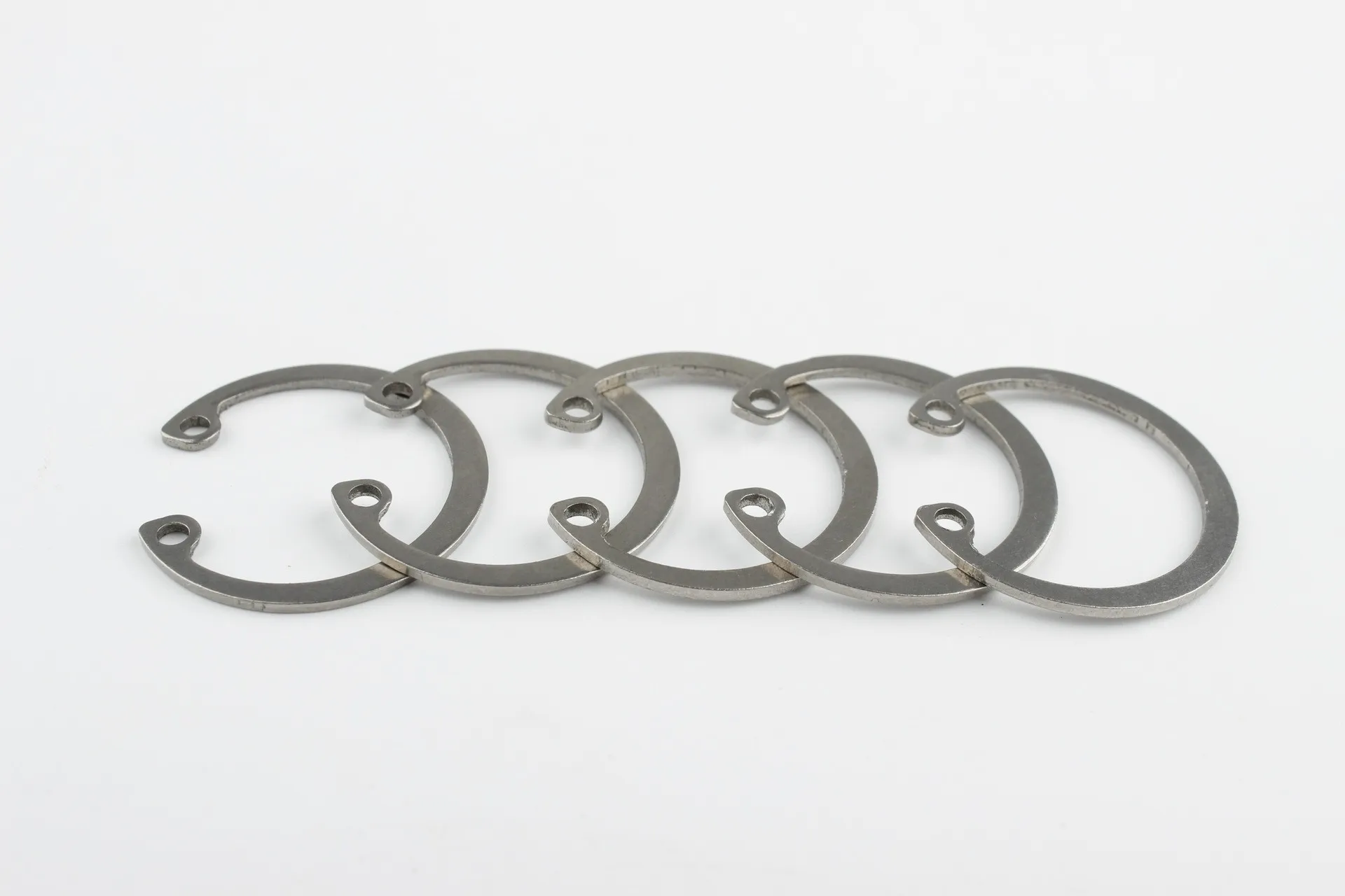 Factory Direct Stainless Steel GB893 Hole Elastic Retaining Ring Inner Retaining Ring C-Shaped Retaining Ring Washers