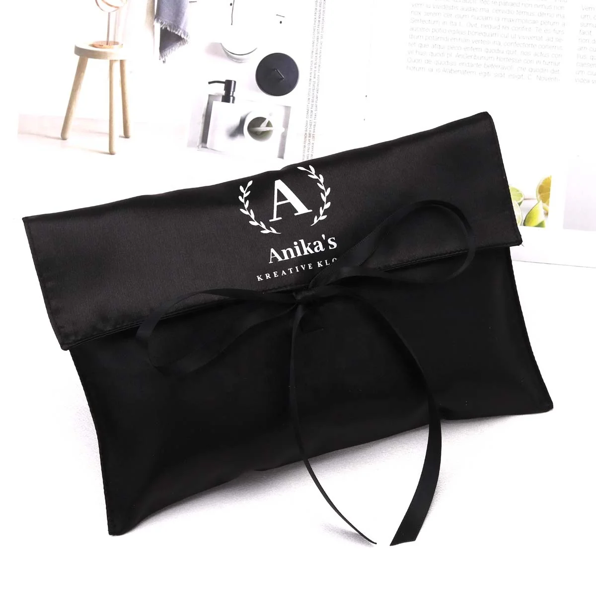 Recyclable Luxury Makeup Cosmetic Satin Envelope Pouch With Tie Custom Logo Printed Black Satin Hair Extension Packing Bag