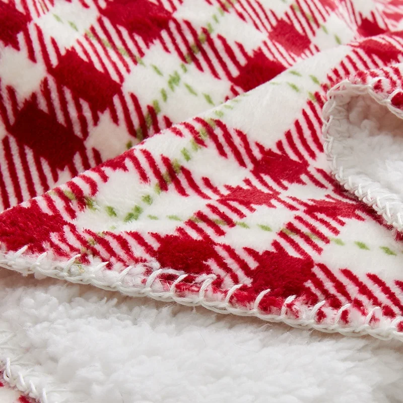 2022 Wholesale 100%polyester  Pattern Portable Warm Soft Comfortable Double layer Thickened Sherpa Fabric Blanket