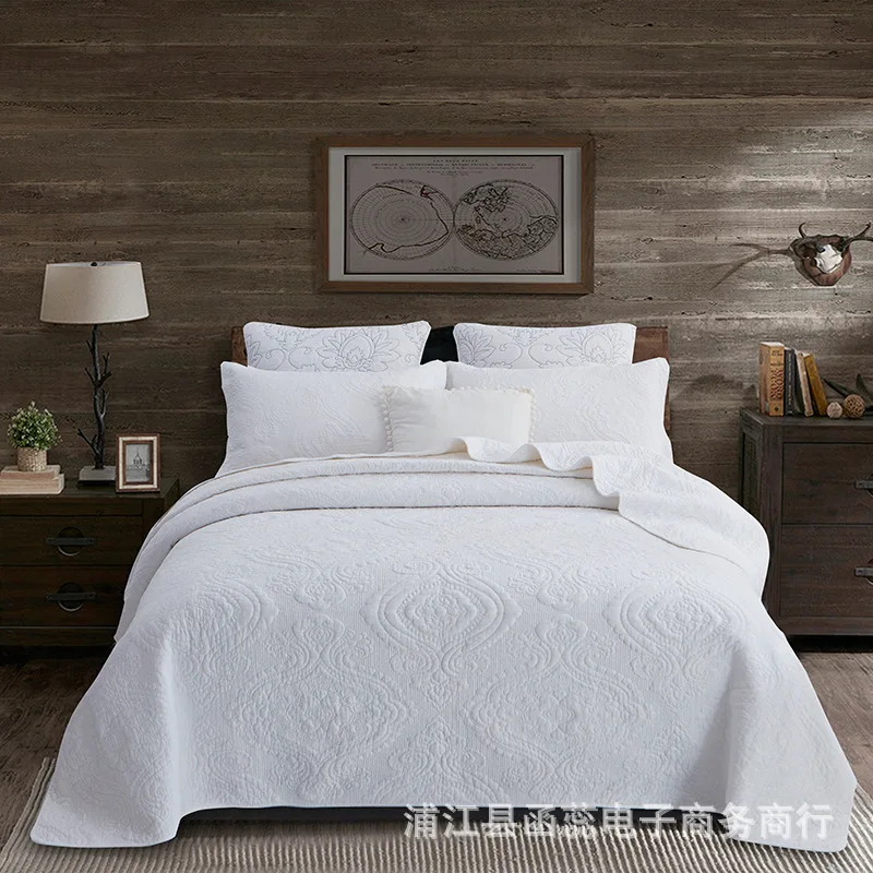 Wholesale quilted thin bedspread in microfiber polyester fabric